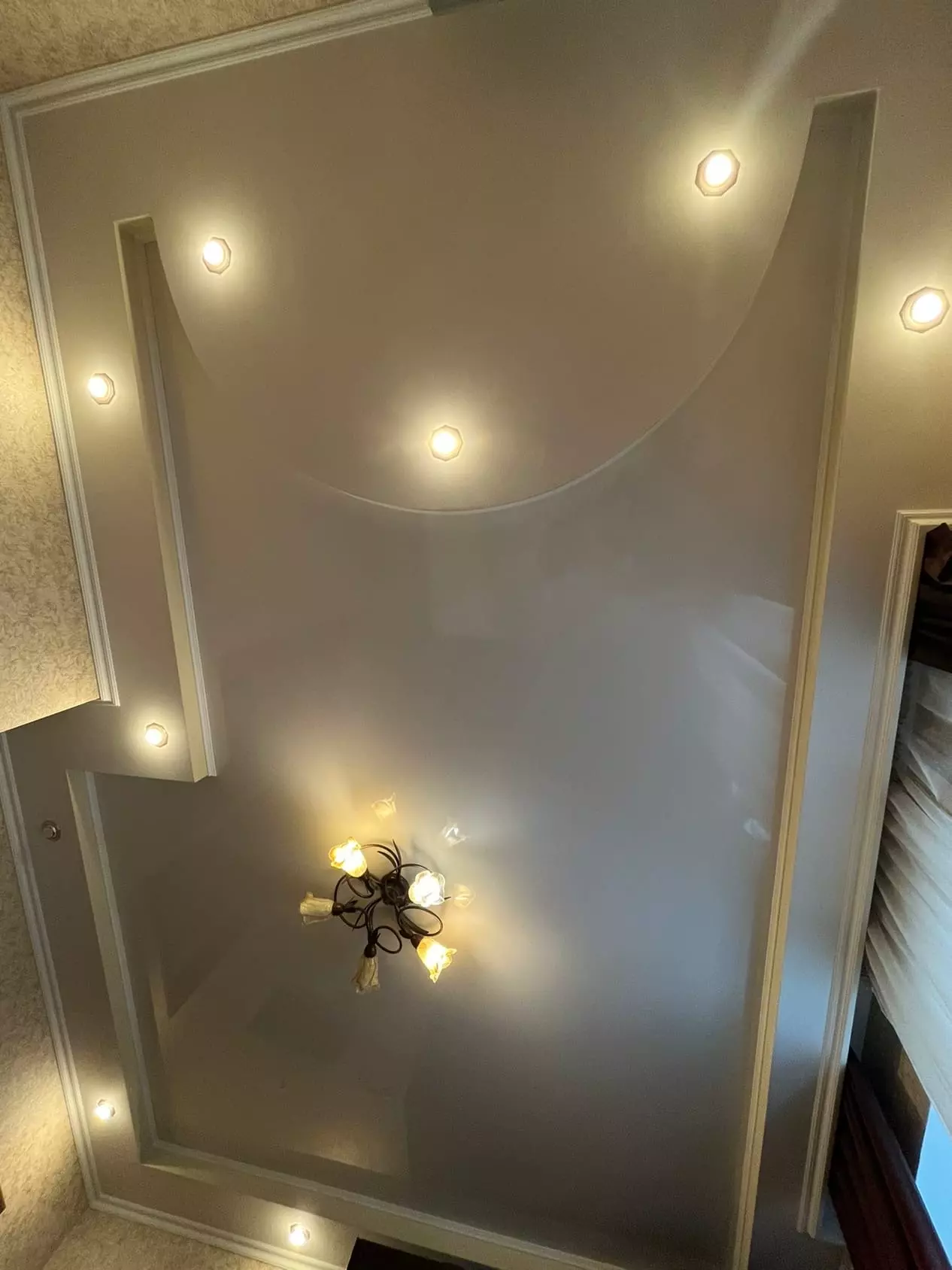 Новошахтинск, Ленинградская, 12, фото 1